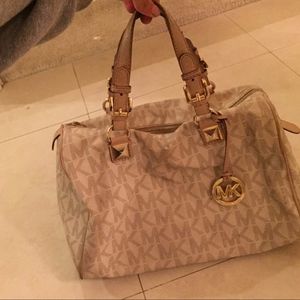 MICHAEL KORS BAG